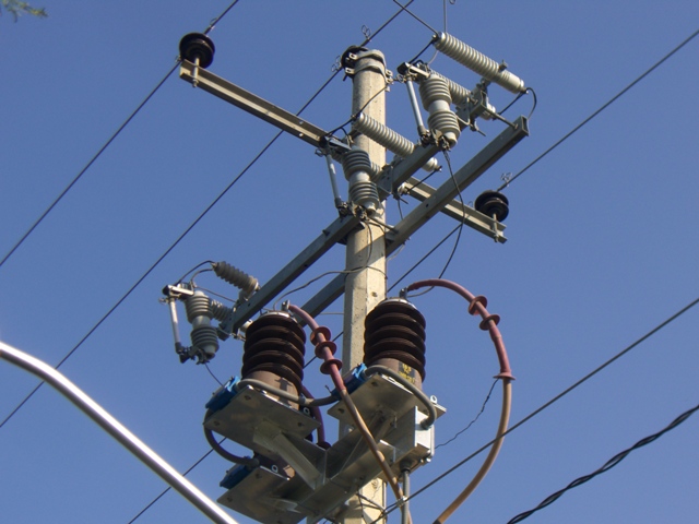 Parallel arresters used as a online spare in Mexico